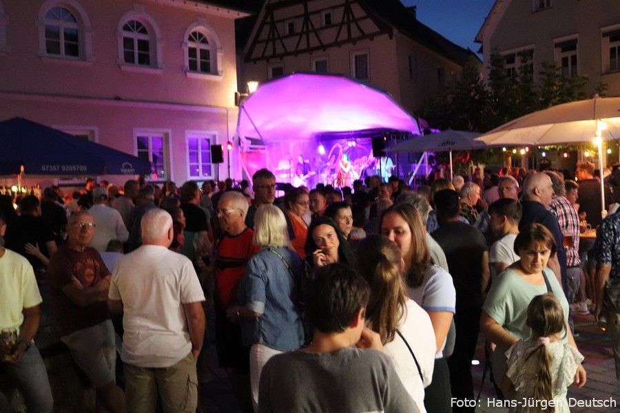 Brunnenfest Samstag12